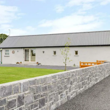 Tom & Mary's Place Holiday home *